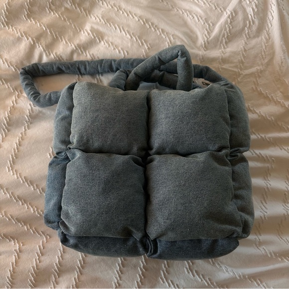 Good American Denim Puffer Tote - Picture 4 of 5